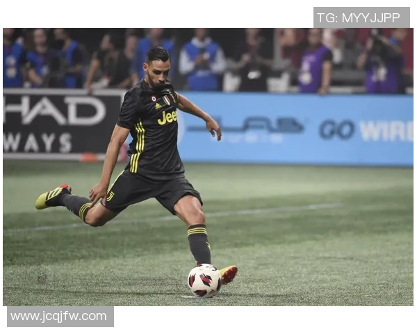 足球明星时尚穿搭大赏精选衣装图片大全尽显个性魅力