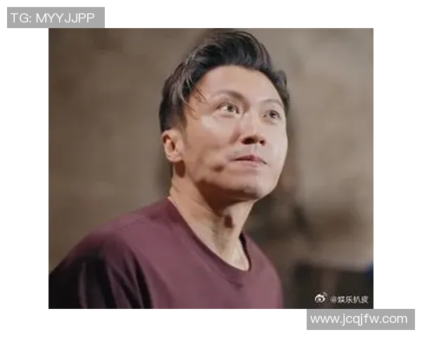 谢霆锋与足球明星的深厚友谊与合作历程探讨