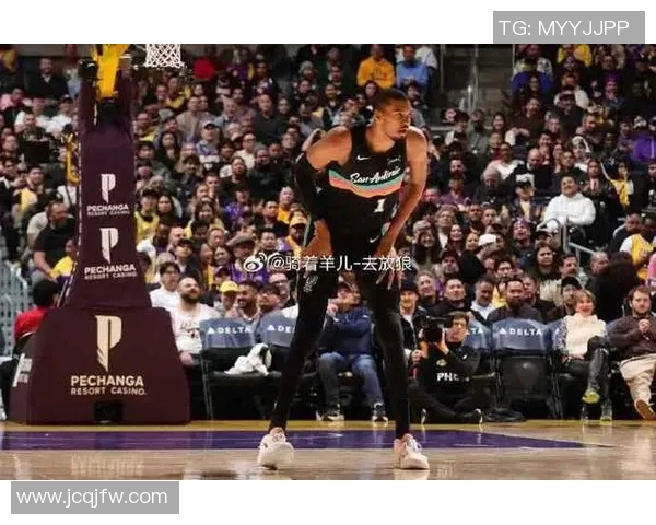 湖人对决马刺总决赛精彩回顾与历史意义分析 湖人对决马刺总决赛精彩回顾与历史意义分析