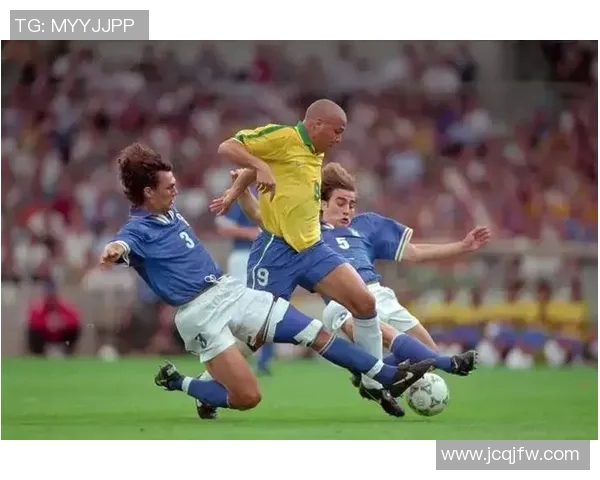 俄罗斯欧洲杯的精彩瞬间与历史回顾展现足球的魅力与激情